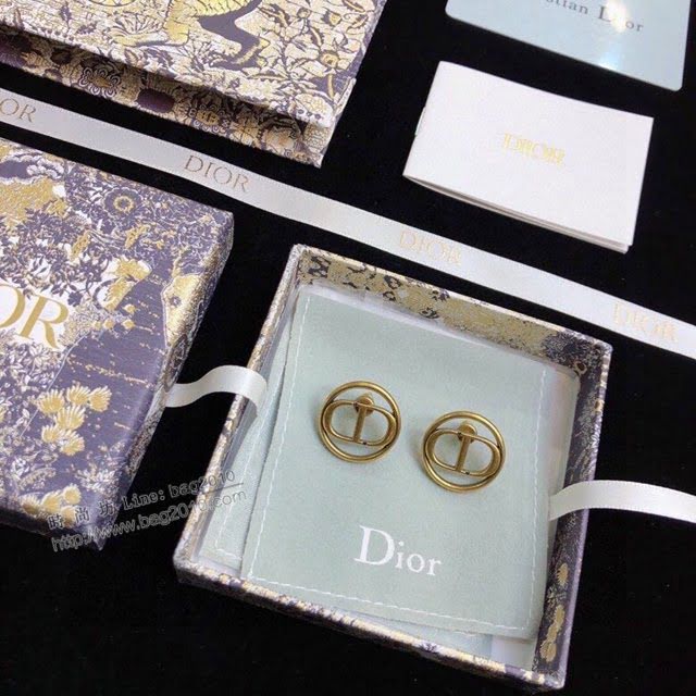 Dior飾品 迪奧經典熱銷款字母CD耳釘耳環  zgd1164